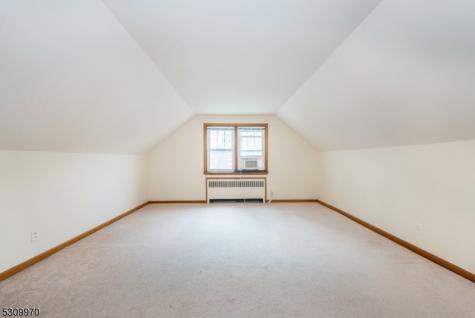 74 Pine Street Verona NJ 07044