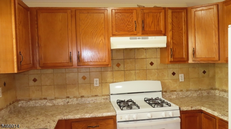 26 Henry Street Franklin NJ 08873