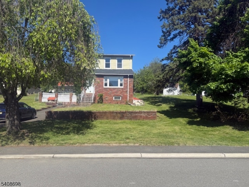 57 Dietrich Lane North Haledon NJ 07508