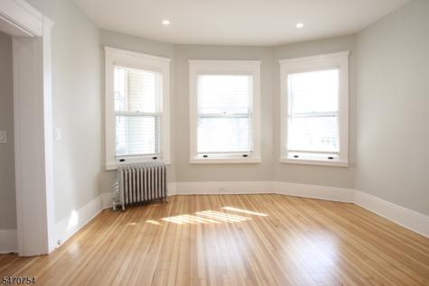 86 Park Street Montclair NJ 07042