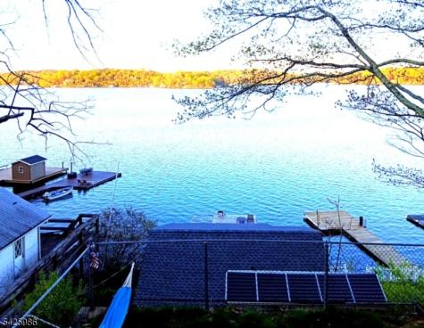 151 Maxim Drive Hopatcong NJ 07843