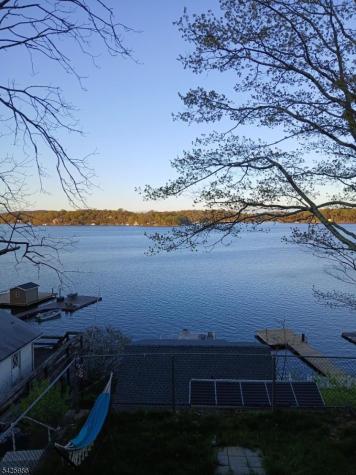 151 Maxim Drive Hopatcong NJ 07843