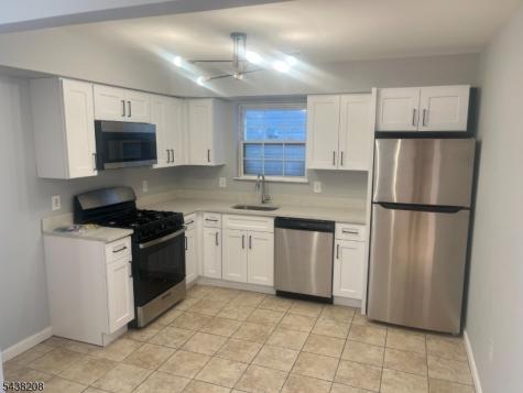 884 S 17th Street Newark NJ 07108