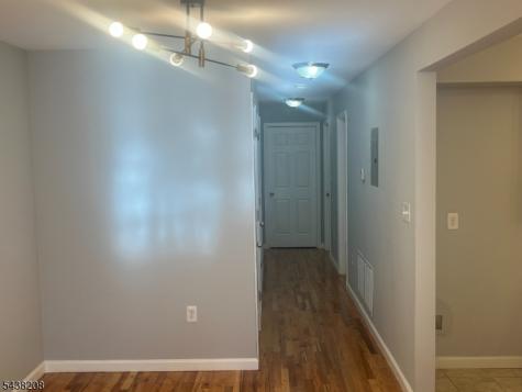 884 S 17th Street Newark NJ 07108