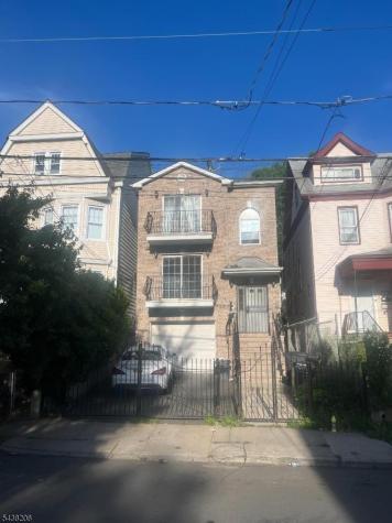884 S 17th Street Newark NJ 07108