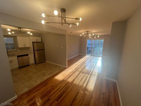 884 S 17th Street Newark NJ 07108