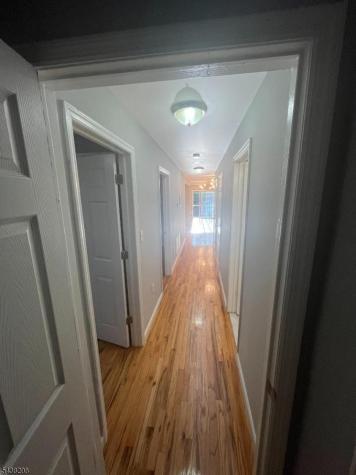 884 S 17th Street Newark NJ 07108