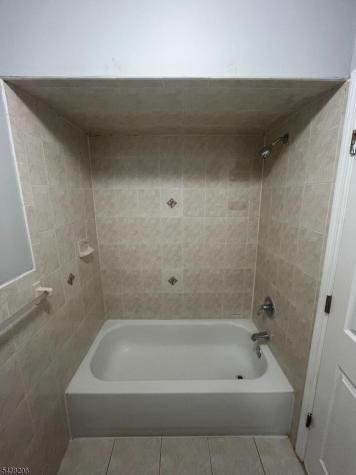 884 S 17th Street Newark NJ 07108