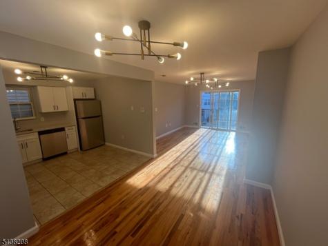 884 S 17th Street Newark NJ 07108