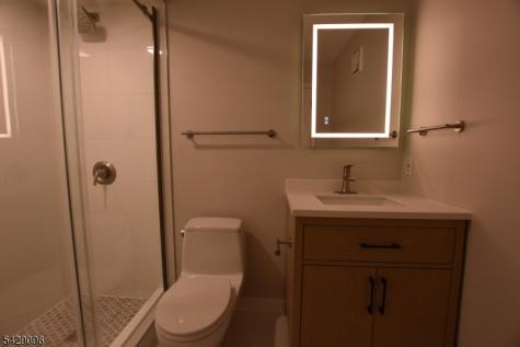 24 Sunrise Drive Hanover NJ 07981