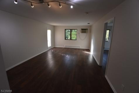 24 Sunrise Drive Hanover NJ 07981