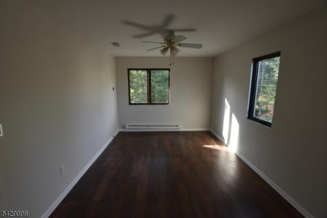 24 Sunrise Drive Hanover NJ 07981