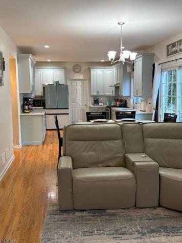 1 Harmony Lane Mansfield NJ 07840