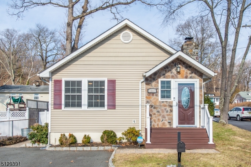 59 West Shore Road Denville NJ 07834