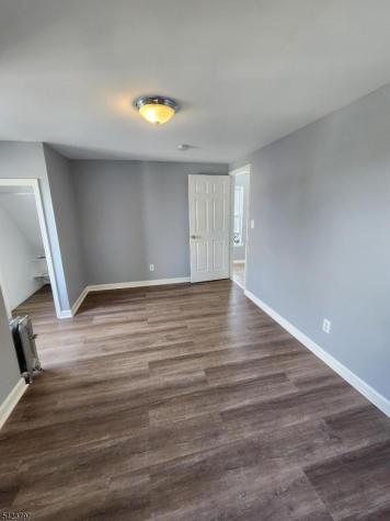 10 Westcott Street Bloomfield NJ 07003
