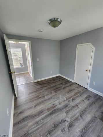 10 Westcott Street Bloomfield NJ 07003