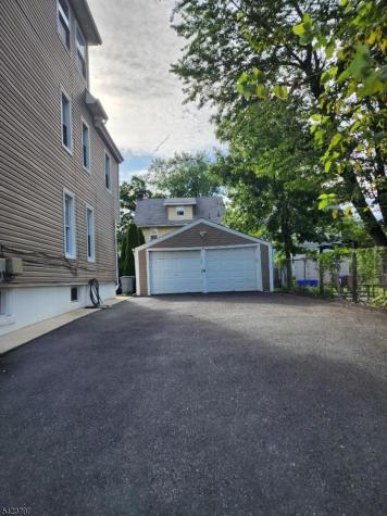 10 Westcott Street Bloomfield NJ 07003