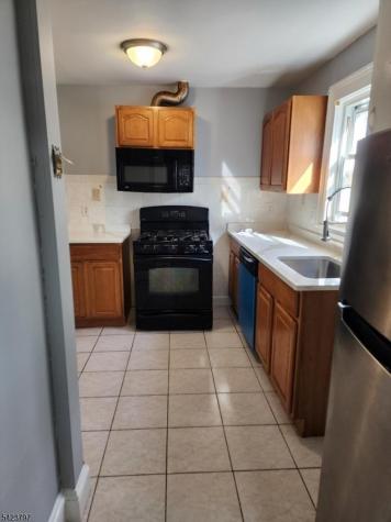 10 Westcott Street Bloomfield NJ 07003