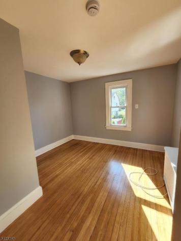 10 Westcott Street Bloomfield NJ 07003