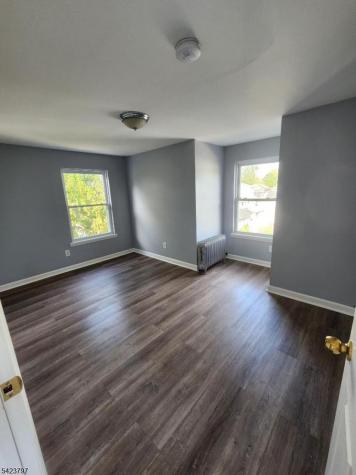 10 Westcott Street Bloomfield NJ 07003