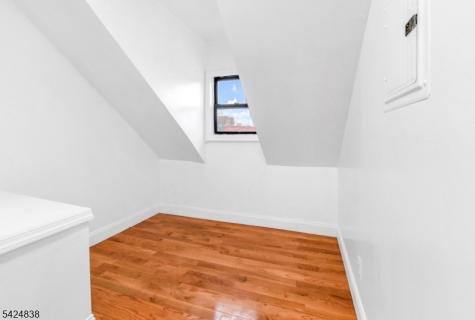 25 Oak Street Paterson NJ 07501