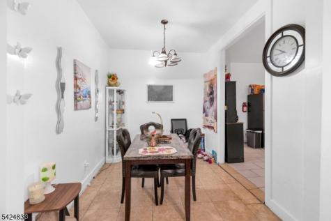 25 Oak Street Paterson NJ 07501