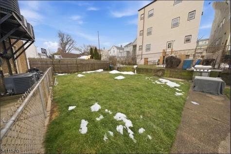 437 Elm Street Kearny NJ 07032