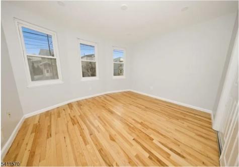 437 Elm Street Kearny NJ 07032
