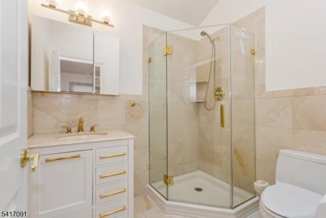 130 N 7th Street Saddle Brook NJ 07663