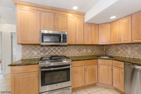 130 N 7th Street Saddle Brook NJ 07663