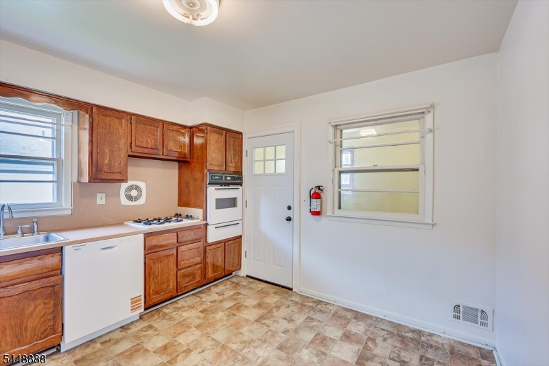 52 Johnson Avenue Cranford NJ 07016