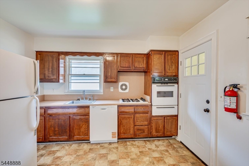 52 Johnson Avenue Cranford NJ 07016