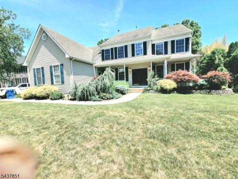 34 Margaret Drive Franklin NJ 08873
