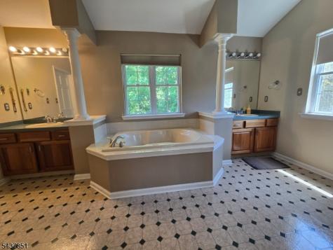 34 Margaret Drive Franklin NJ 08873