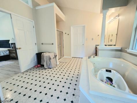 34 Margaret Drive Franklin NJ 08873