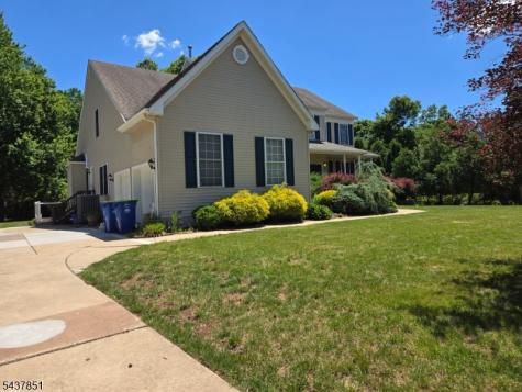 34 Margaret Drive Franklin NJ 08873