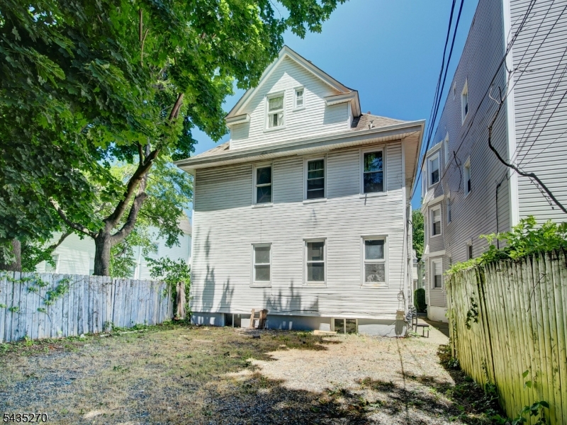 79 Eaton Place East Orange NJ 07017