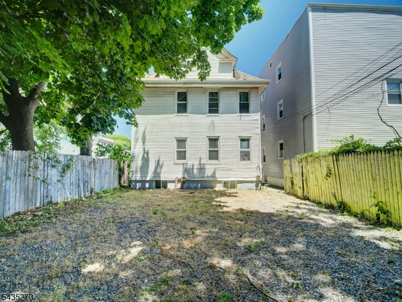 79 Eaton Place East Orange NJ 07017