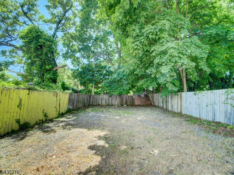 79 Eaton Place East Orange NJ 07017