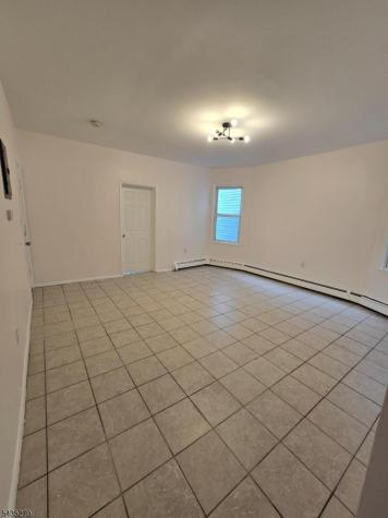 79 Eaton Place East Orange NJ 07017
