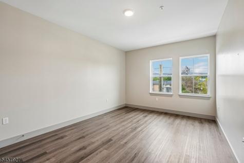 548 Franklin Avenue Belleville NJ 07109