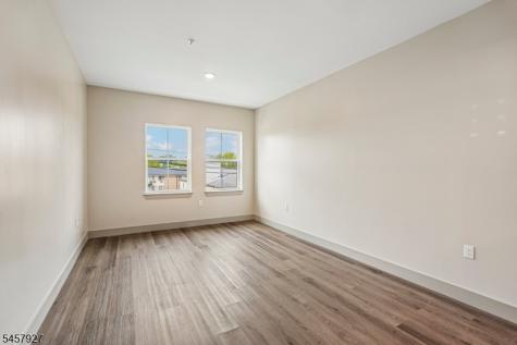 548 Franklin Avenue Belleville NJ 07109