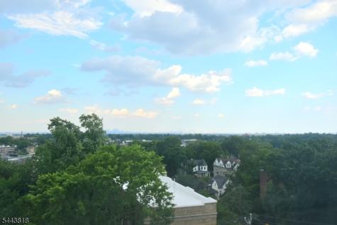 5 Roosevelt Place Montclair NJ 07042