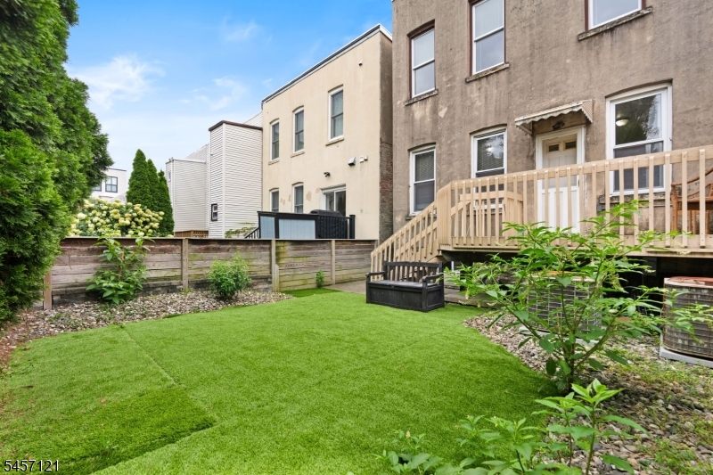 114 Shippen Street Weehawken NJ 07086