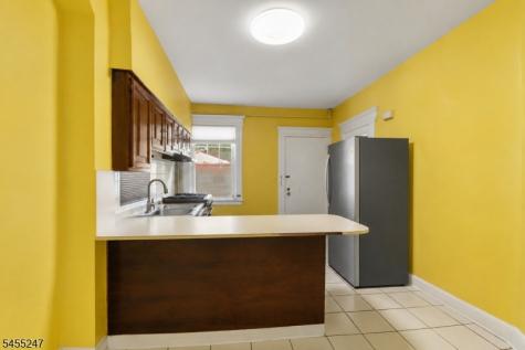 165 Claremont Avenue Montclair NJ 07042