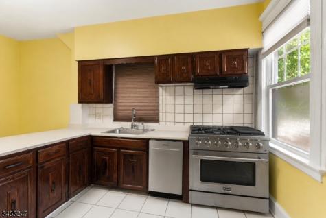 165 Claremont Avenue Montclair NJ 07042