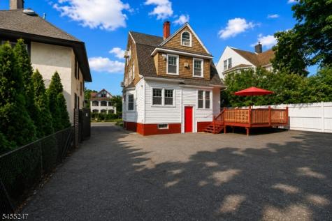 165 Claremont Avenue Montclair NJ 07042