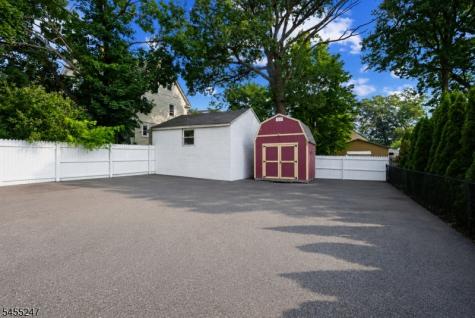 165 Claremont Avenue Montclair NJ 07042