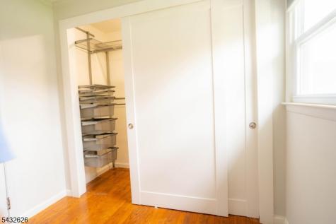 1 Beaver Terrace Jefferson NJ 07885