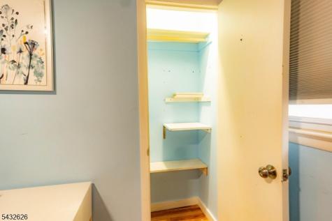1 Beaver Terrace Jefferson NJ 07885
